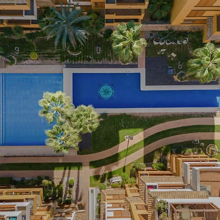 Palm Breeze Apartman